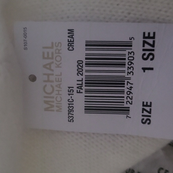 Michael kors beanie gorgeous tagged says creme its white silver studs - Picture 7 of 8